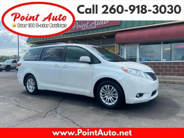 2017 Toyota Sienna XLE 8 Passenger for sale in Fort Wayne, IN