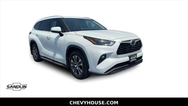 2022 Toyota Highlander XLE for sale in Mt Pleasant, TX