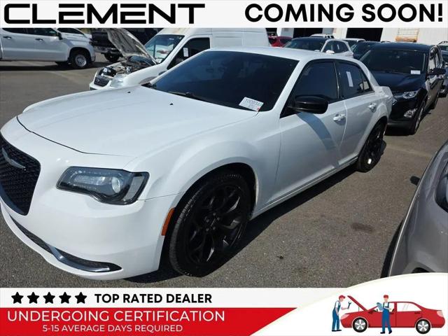 2019 Chrysler 300 Touring for sale in St. Charles, MO