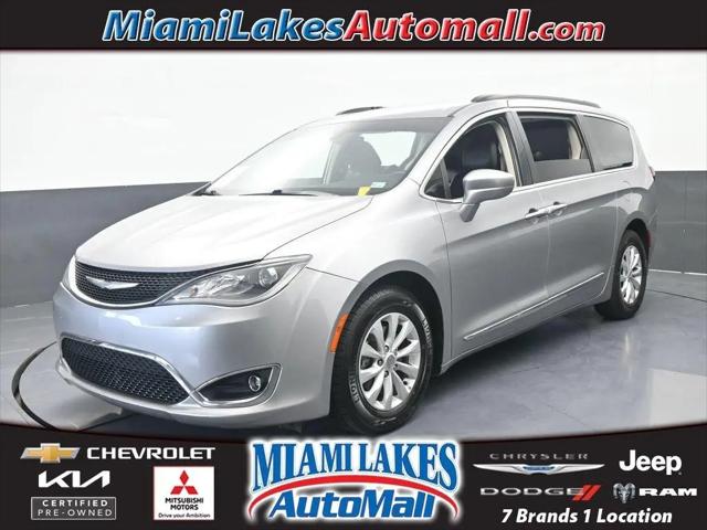 2017 Chrysler Pacifica Touring-L for sale in Miami Lakes, FL