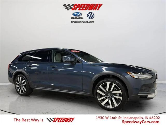 2025 Volvo V90 Cross Country Plus, B6 AWD Gas mild hybrid for sale in Indianapolis, IN