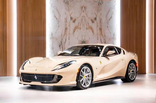 2019 Ferrari 812 Superfast Base for sale in Beverly Hills, CA