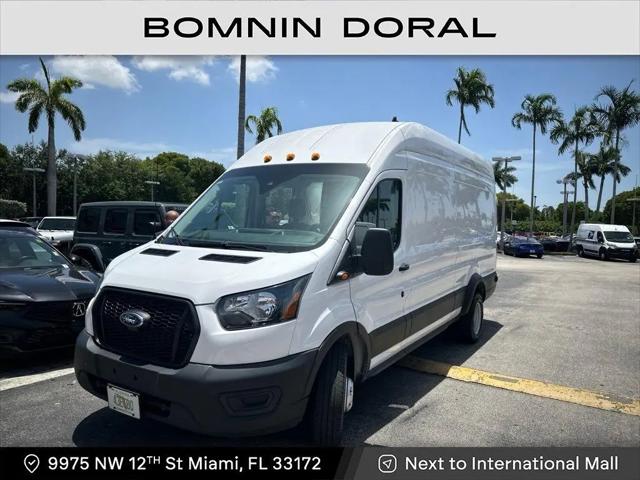 2024 Ford Transit Cargo Van Base for sale in Miami, FL