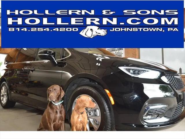 2025 Chrysler Pacifica Select for sale in Johnstown, PA