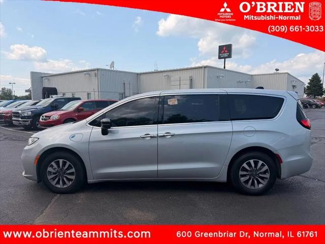 2024 Chrysler Pacifica Hybrid Select for sale in Normal, IL