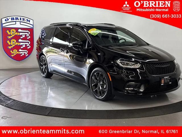 2025 Chrysler Pacifica Limited for sale in Normal, IL