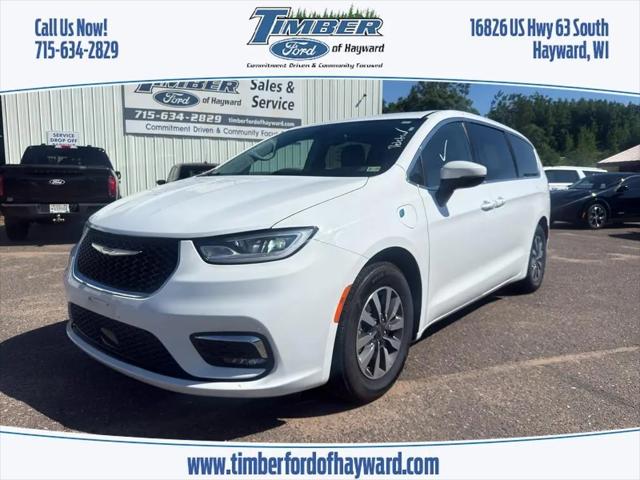 2023 Chrysler Pacifica Hybrid Touring L for sale in Hayward, WI