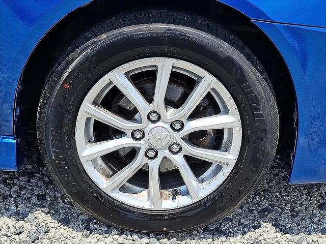 2016 Mitsubishi Lancer ES