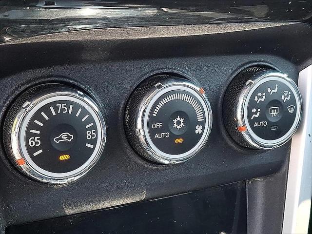 2016 Mitsubishi Lancer ES