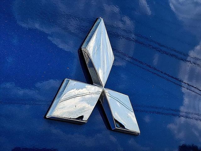 2016 Mitsubishi Lancer ES