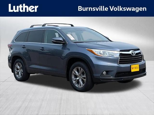 2015 Toyota Highlander XLE V6 for sale in Burnsville, MN