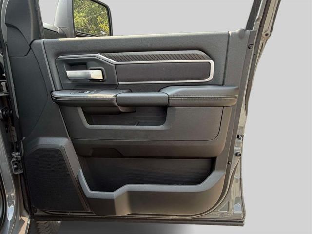 2026 Ram 2500 Big Horn Crew Cab 4x4 64 Box
