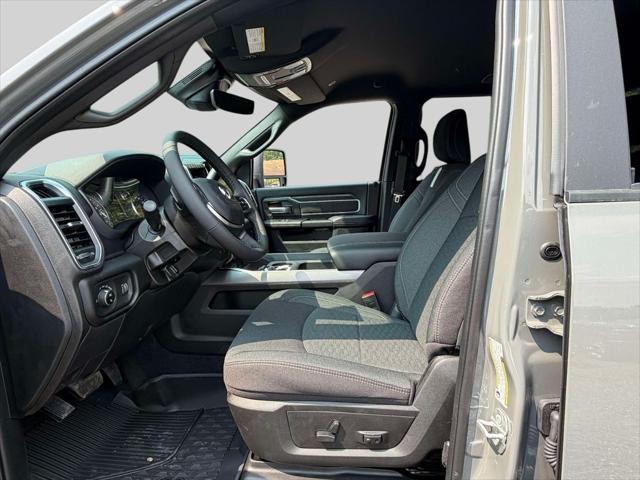 2026 Ram 2500 Big Horn Crew Cab 4x4 64 Box