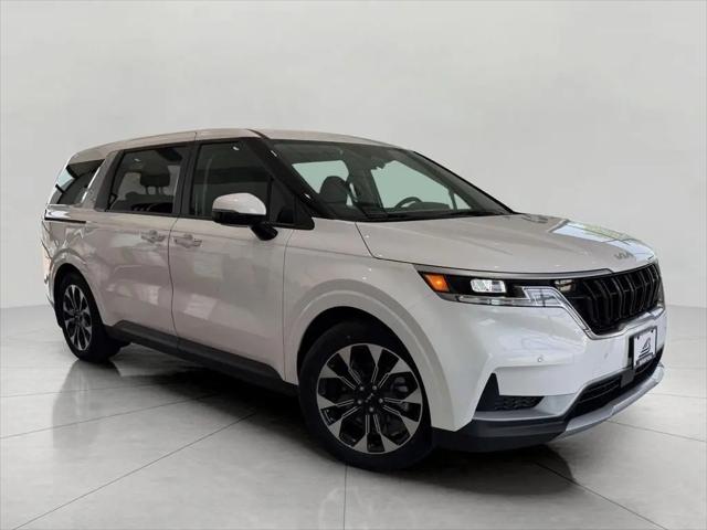 2024 Kia Carnival MPV EX for sale in Appleton, WI