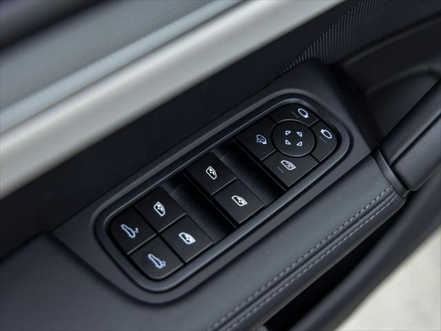 2026 Porsche Cayenne Unknown