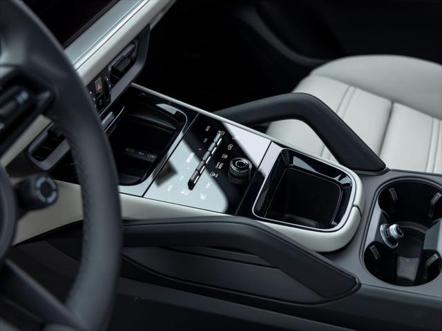 2026 Porsche Cayenne Unknown