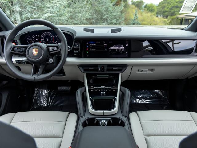 2026 Porsche Cayenne Unknown