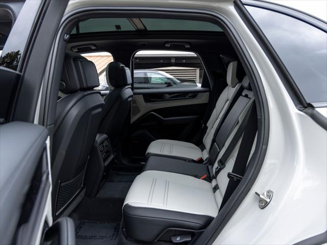 2026 Porsche Cayenne Unknown