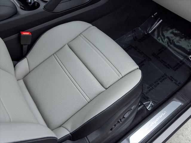 2026 Porsche Cayenne Unknown