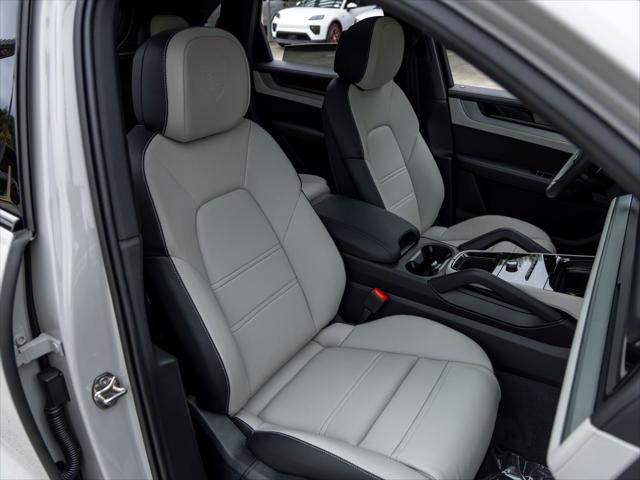 2026 Porsche Cayenne Unknown