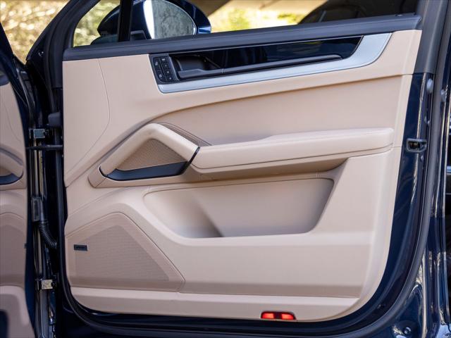 2026 Porsche Cayenne Unknown