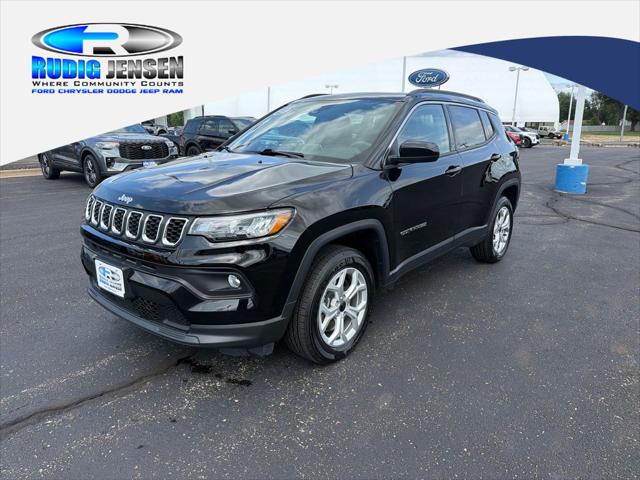 2025 Jeep Compass Latitude 4x4 for sale in New Lisbon, WI