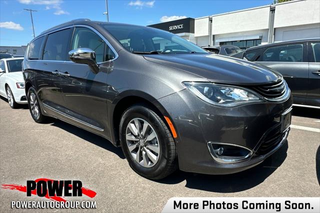2019 Chrysler Pacifica Hybrid Limited for sale in Salem, OR