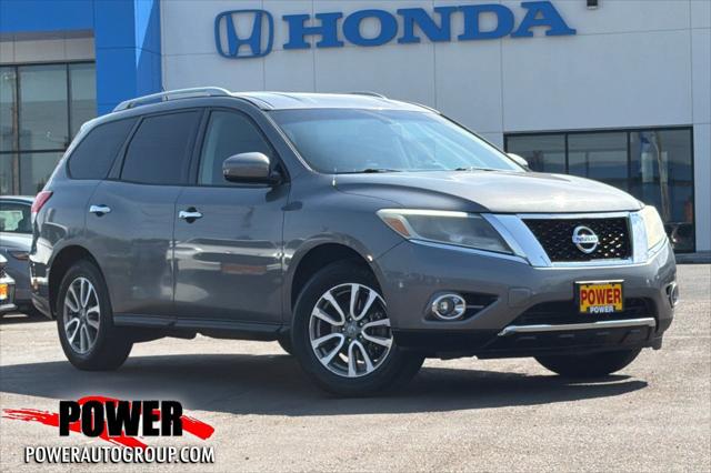 2015 Nissan Pathfinder SV for sale in Albany, OR