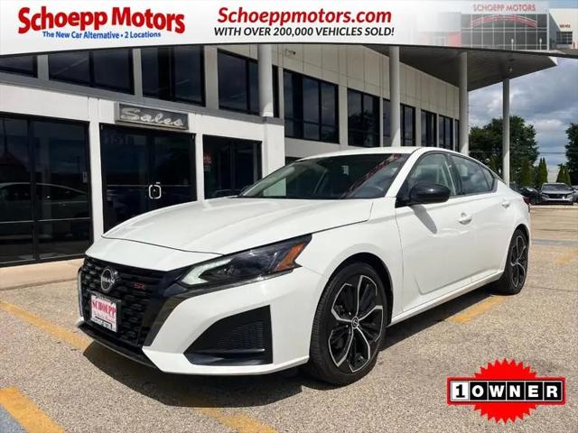 2023 Nissan Altima SR FWD for sale in Madison, WI