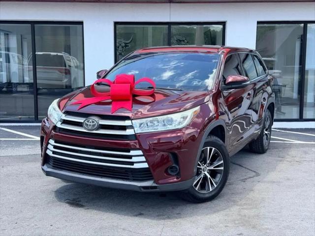 2018 Toyota Highlander LE for sale in Knoxville, TN