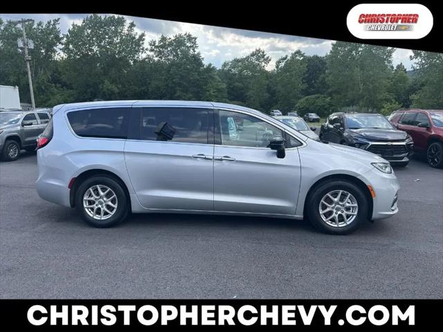 2024 Chrysler Pacifica Touring L for sale in Plattsburgh, NY