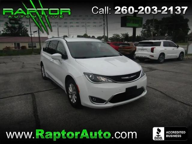 2018 Chrysler Pacifica Touring L for sale in Fort Wayne, IN