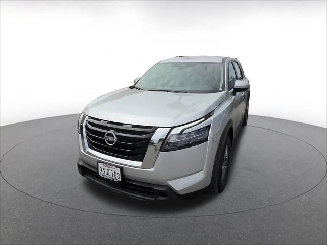 2025 Nissan Pathfinder SV FWD