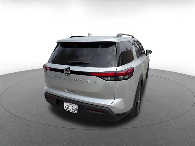 2025 Nissan Pathfinder SV FWD