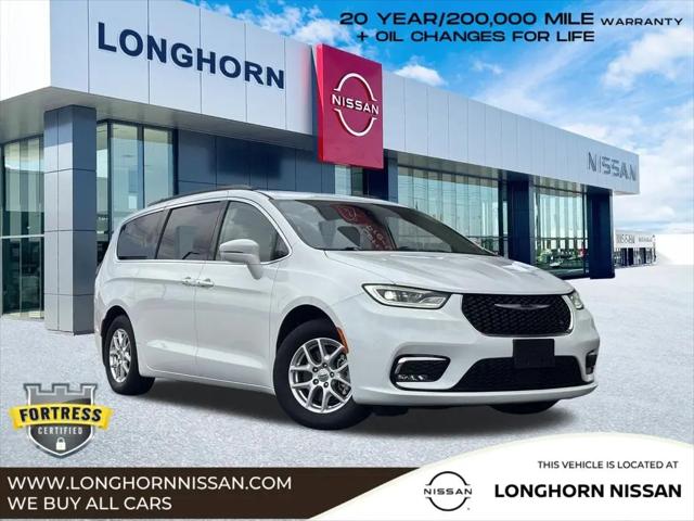 2022 Chrysler Pacifica Touring L for sale in Bedford, TX