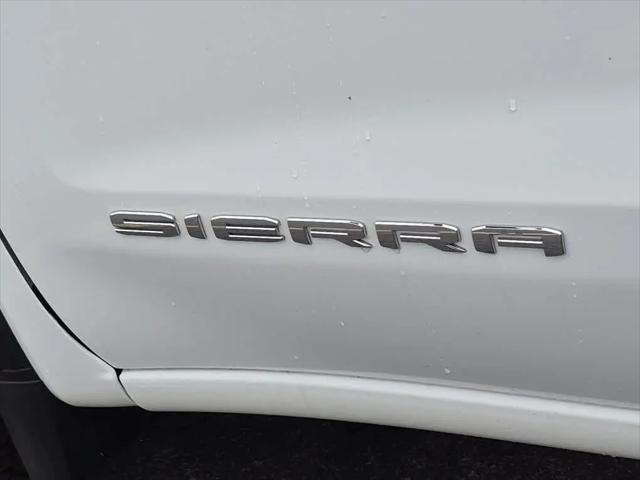 2023 GMC Sierra 1500 2WD Crew Cab Short Box Pro
