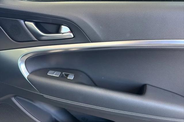 2026 Genesis G70 2.5T RWD