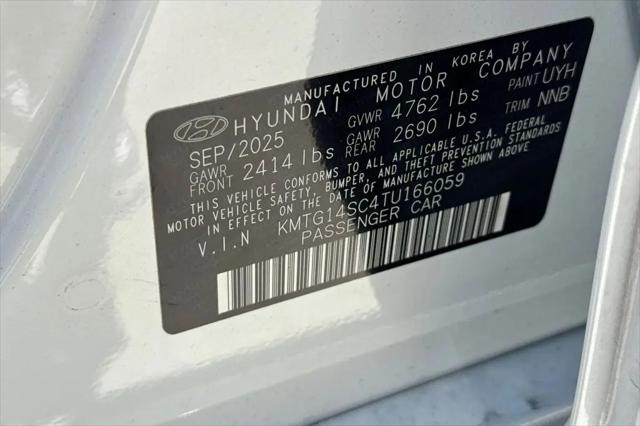2026 Genesis G70 2.5T RWD