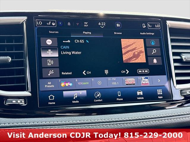 2027 Chrysler Pacifica Select
