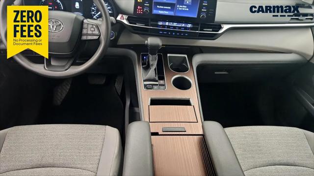 2022 Toyota Sienna LE for sale near Columbus, OH