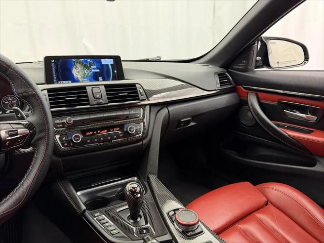 2015 BMW M4 Standard