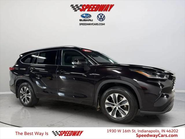 2021 Toyota Highlander XLE for sale in Indianapolis, IN