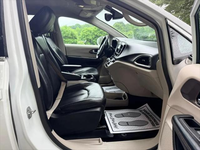 2019 Chrysler Pacifica Touring L