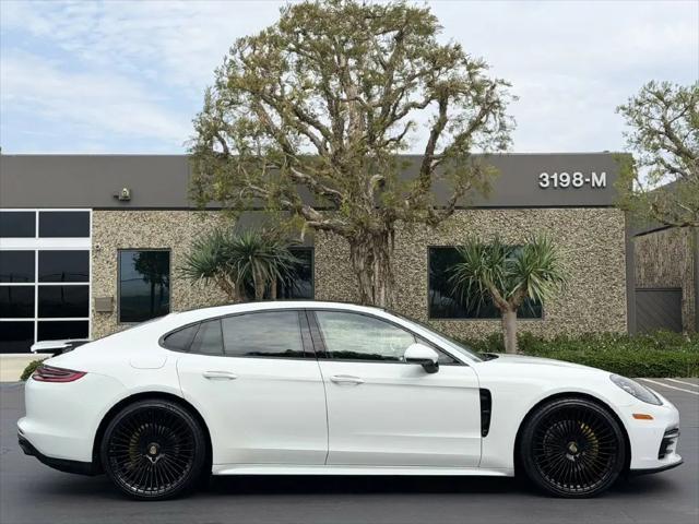 2018 Porsche Panamera Panamera