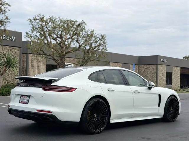 2018 Porsche Panamera Panamera