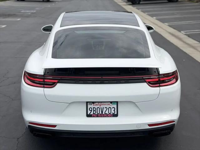 2018 Porsche Panamera Panamera