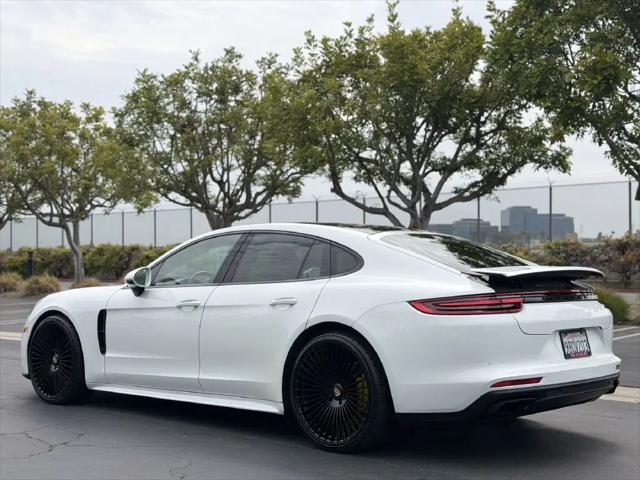 2018 Porsche Panamera Panamera