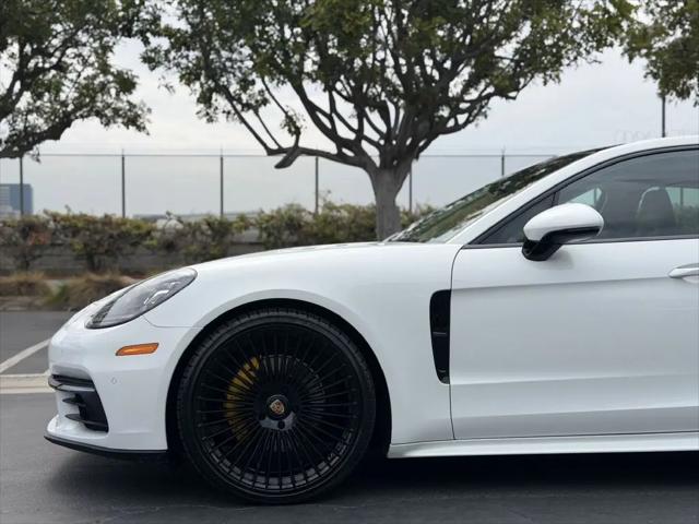 2018 Porsche Panamera Panamera
