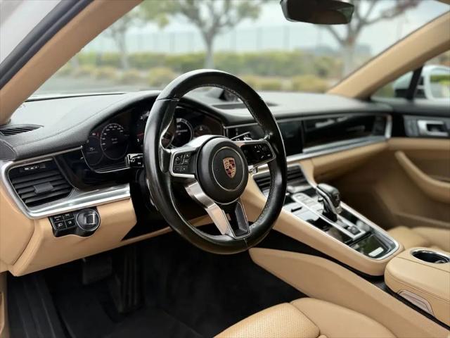 2018 Porsche Panamera Panamera