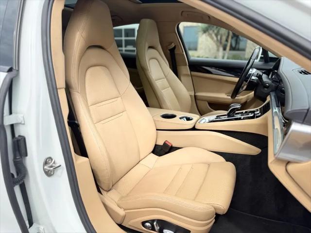 2018 Porsche Panamera Panamera